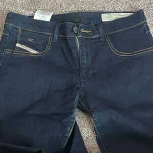 Diesel women’s dark blue skinny jeans size 30
